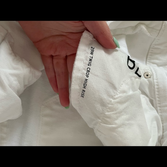 BDG Twig Crop High Rise Jeans - Picture 4 of 5